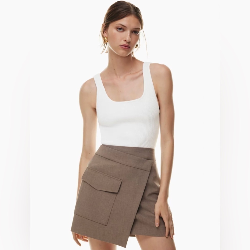 Aritzia Babaton Sculpt Knit Squareneck Tank